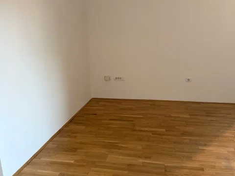 Sale, two bedroom apartment, 46m², Dalmatinska ulica, Podgorica - image 2