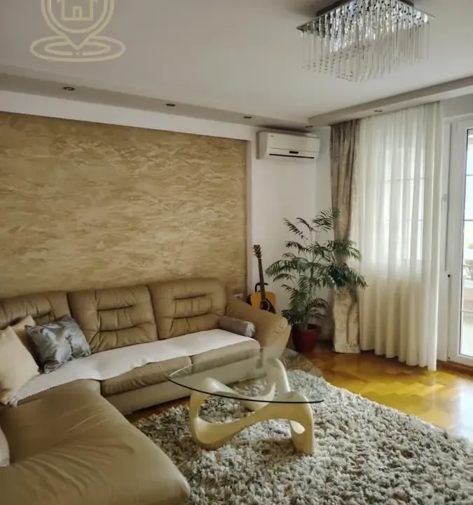 Izdavanje, trosoban stan, 90m², Liman 4, Novi Sad Sve Podlokacije