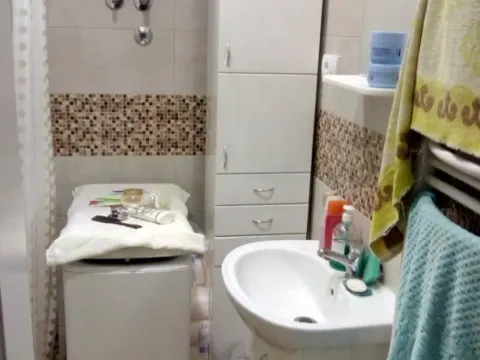 Sale, two bedroom apartment, 60m², Zemun Polje, Beograd - image 3