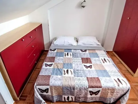 Prodaja, trosoban stan, 100m², Dobrota, Kotor - image 12