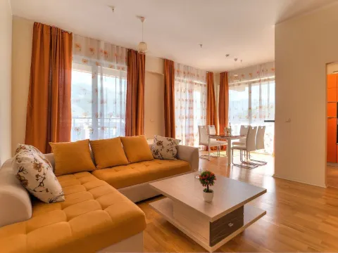 Sale, one bedroom apartment, 92m², Bečići, Budva - image 4