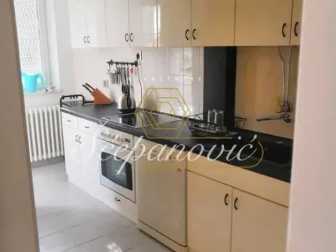 Izdavanje, dvosoban stan, 64m², Centar, Novi Sad - image 10