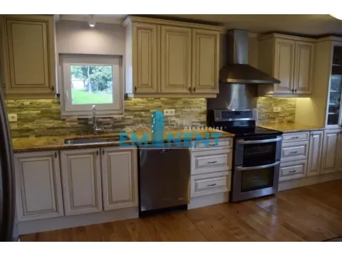 Sale, house, 482m², Voždovac Sve Podlokacije, Beograd - image 9