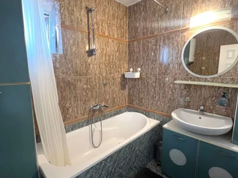 Izdavanje, trosoban stan, 65m², Vračar Sve Podlokacije, Beograd - image 3