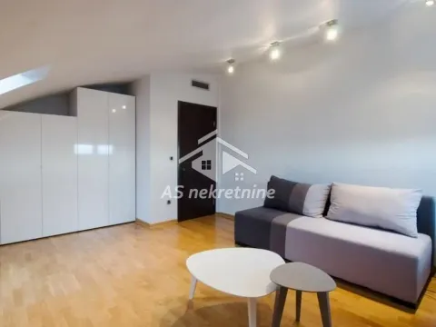Izdavanje, stan, 160m², Crveni Krst, Beograd - image 21