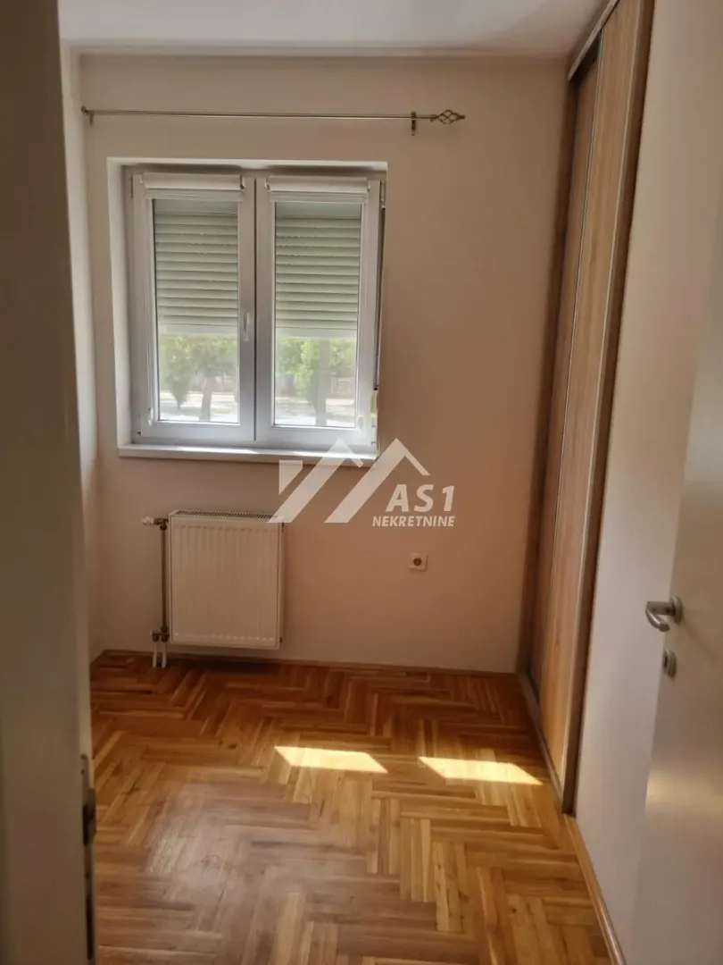 Izdavanje, dvosoban stan, 46m², Novi Sad Sve Podlokacije, Novi Sad