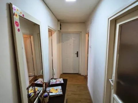 Izdavanje, trosoban stan, 66m², Crveni Pevac, Niš - image 17