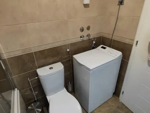 Izdavanje, dvosoban stan, 68m², Centar, Jagodina - image 19