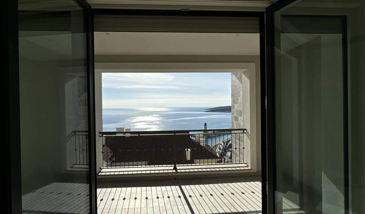 Prodaja, jednosoban stan, 78m², Tivat, Crna Gora