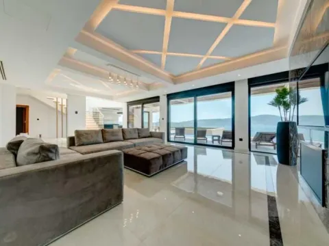 Prodaja, kuća, 452m², Marići, Tivat - image 4