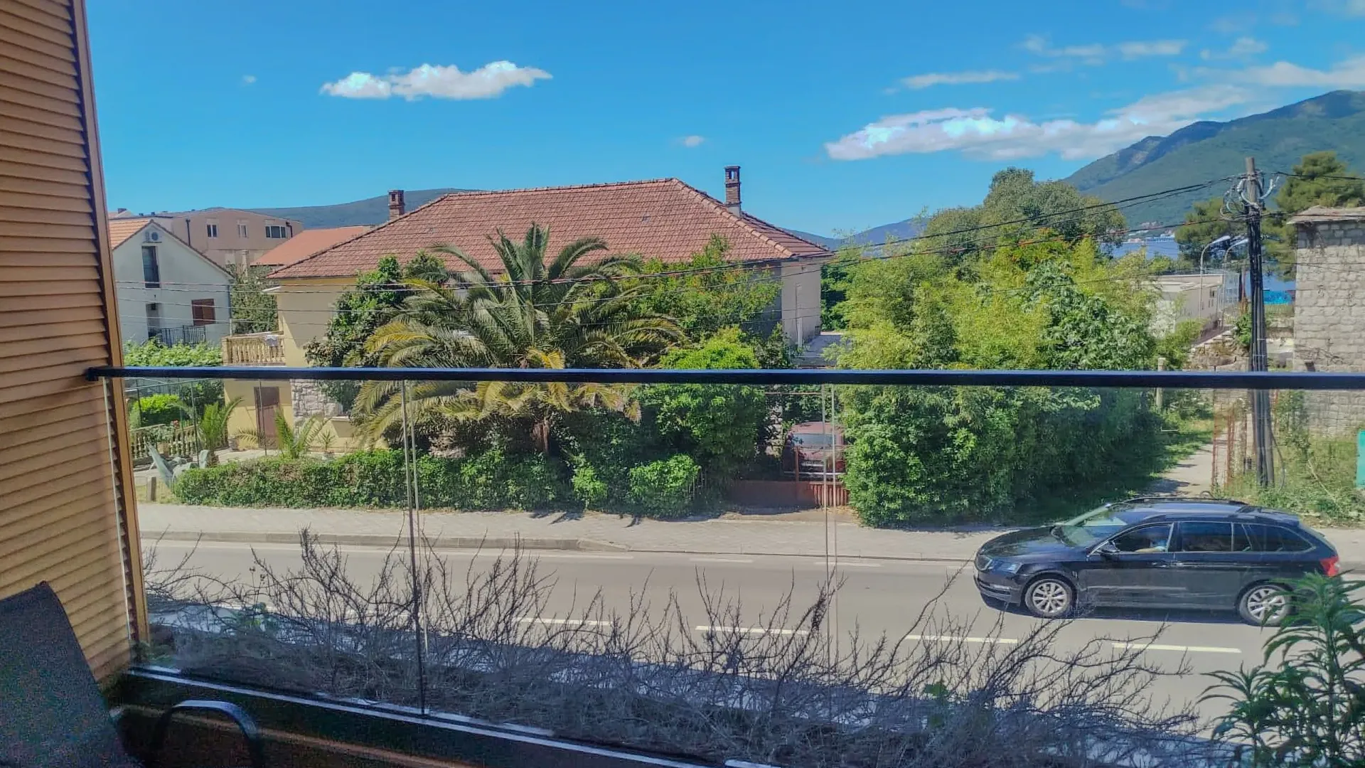 Izdavanje, jednosoban stan, 50m², Donja Lastva, Tivat