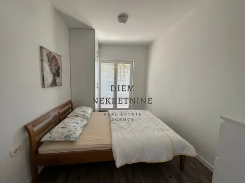 Rent, one bedroom apartment, 50m², Centar, Bar - image 4