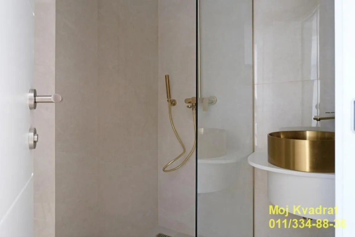 Prodaja, dvosoban stan, 83m², Kalenić Pijaca, Vračar Sve Podlokacije