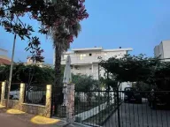 Izdavanje, dvosoban stan, 80m², Šušanj, Bar - image 1