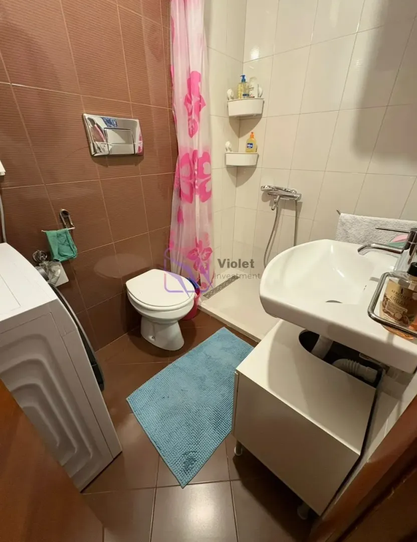Izdavanje, jednosoban stan, 45m², Centar, Podgorica