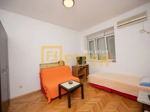 Rent, studio apartment, 22m², Centar, Podgorica - image 2