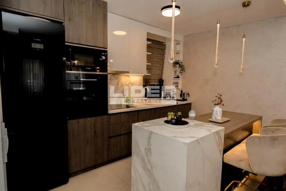 Sale, four bedroom apartment, 115m², Južni Bulevar, Vračar Sve Podlokacije