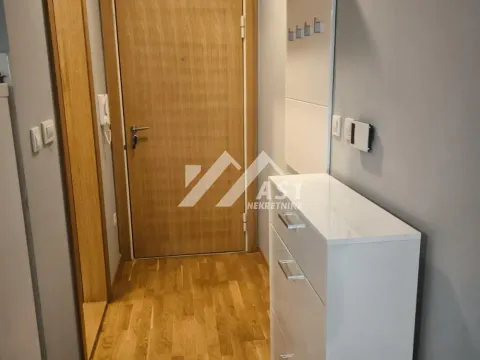 Izdavanje, stan, 28m², Podbara, Novi Sad Sve Podlokacije - image 6