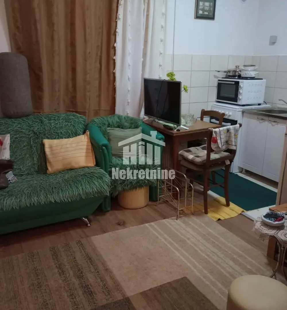 Prodaja, stan, 24m², Zemun Sve Podlokacije, Beograd