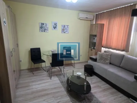 Rent, one bedroom apartment, 27m², Centar, Ćuprija - image 1
