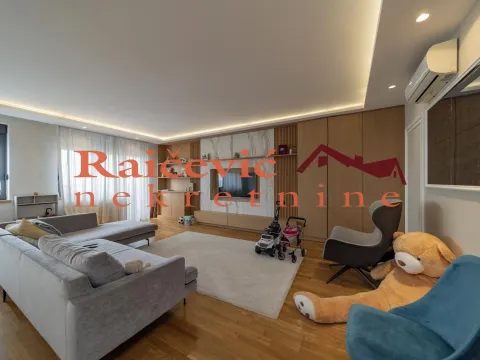 Izdavanje, četvorosoban stan, 98m², Crveni Krst, Beograd - image 2