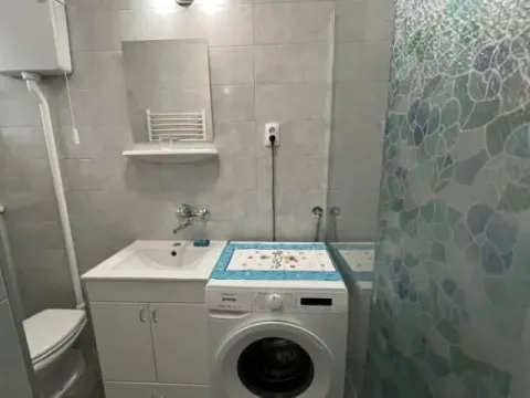 Izdavanje, trosoban stan, 60m², Neimar, Vračar Sve Podlokacije - image 6