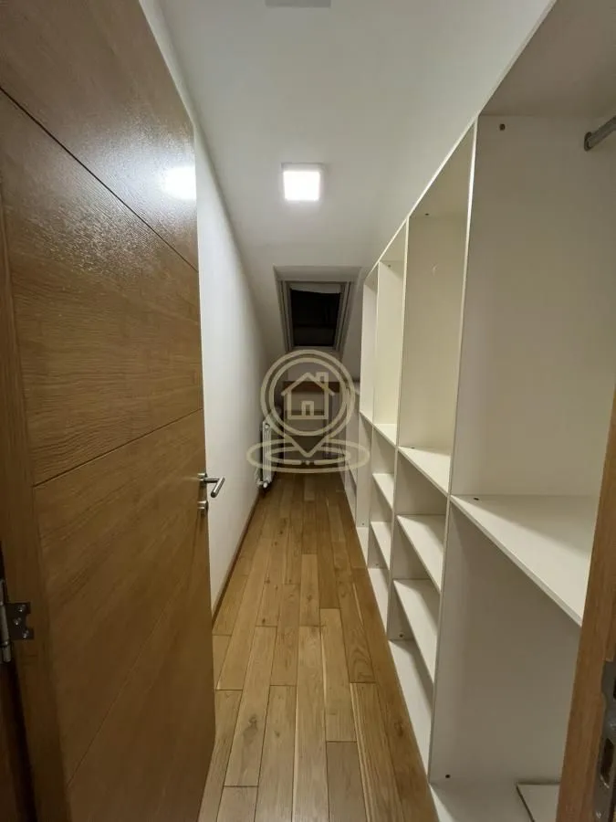 Rent, three bedroom apartment, 86m², Palilula Sve Podlokacije, Beograd