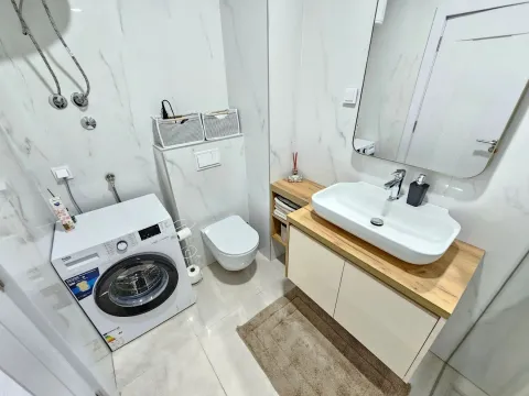 Rent, one bedroom apartment, 57m², Bečići, Budva - image 12
