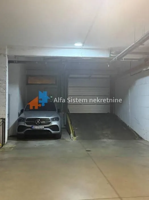 Rent, three bedroom apartment, 56m², Južni Bulevar, Vračar Sve Podlokacije