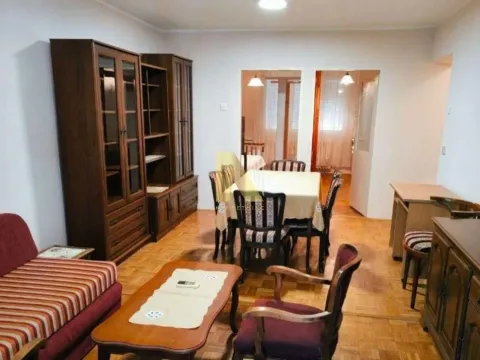 Izdavanje, jednosoban stan, 47m², Detelinara, Novi Sad Sve Podlokacije