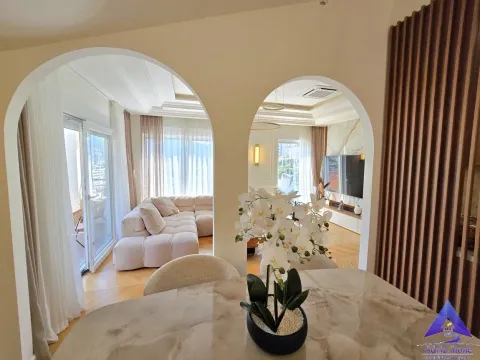 Prodaja, dvosoban stan, 77m², Budva, Crna Gora - image 5