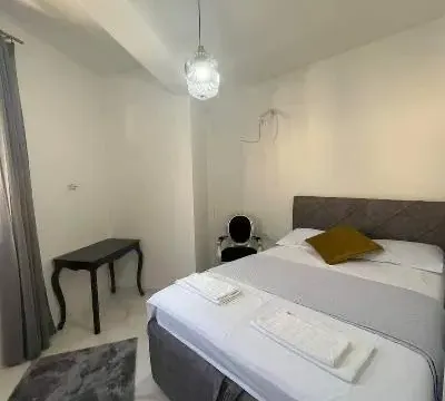 Rent, two bedroom apartment, 65m², Bulevar, Budva - image 8