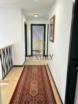 Izdavanje, četvorosoban stan, 200m², City Kvart, Podgorica - image 7