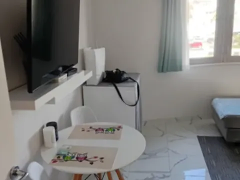 Sale, studio apartment, 24m², Ulcinj, Crna Gora - image 2