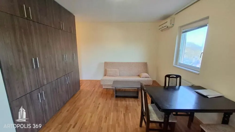 Rent, one bedroom apartment, 30m², Petlovo Brdo, Beograd