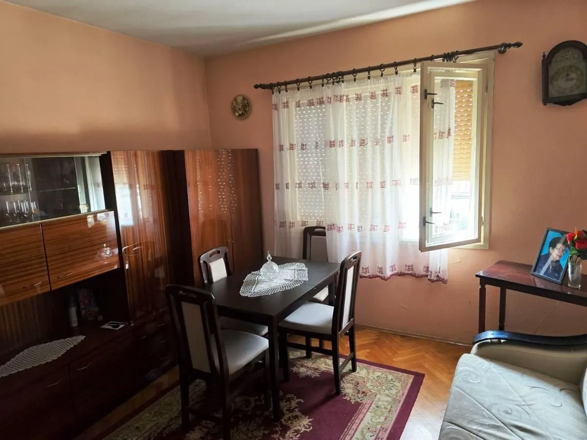 Sale, house, 260m², Ledena Stena, Niš
