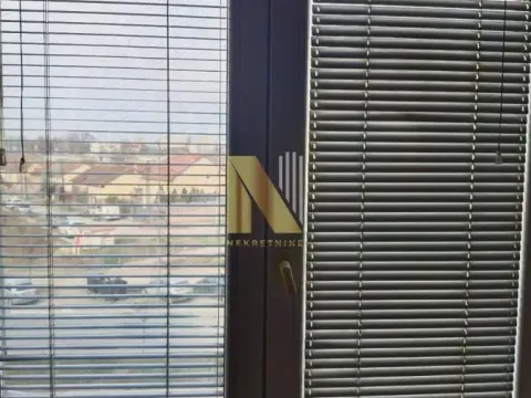 Prodaja, garsonjera, 24m², Bulevar patrijarha Pavla, Novi Sad Sve Podlokacije - image 10