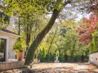 Sale, house, 300m², Mareza, Podgorica - image 8