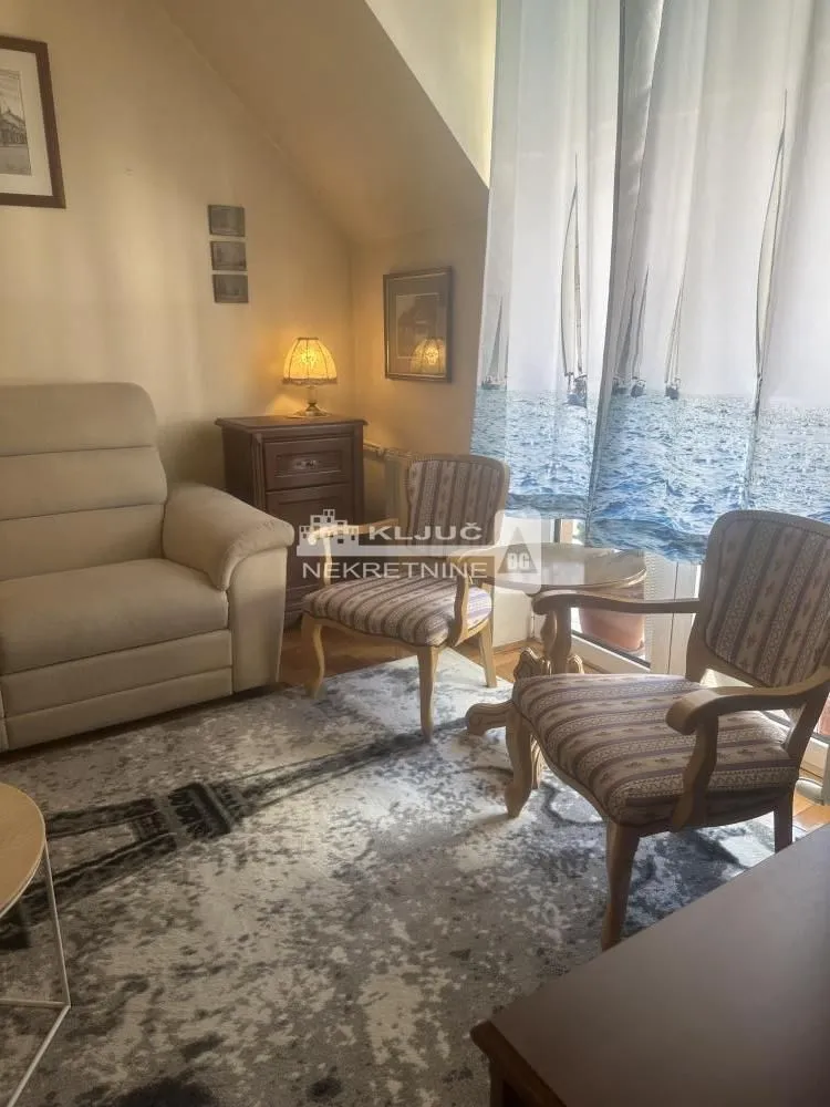 Izdavanje, dvosoban stan, 58m², Vračar Hram, Vračar Sve Podlokacije