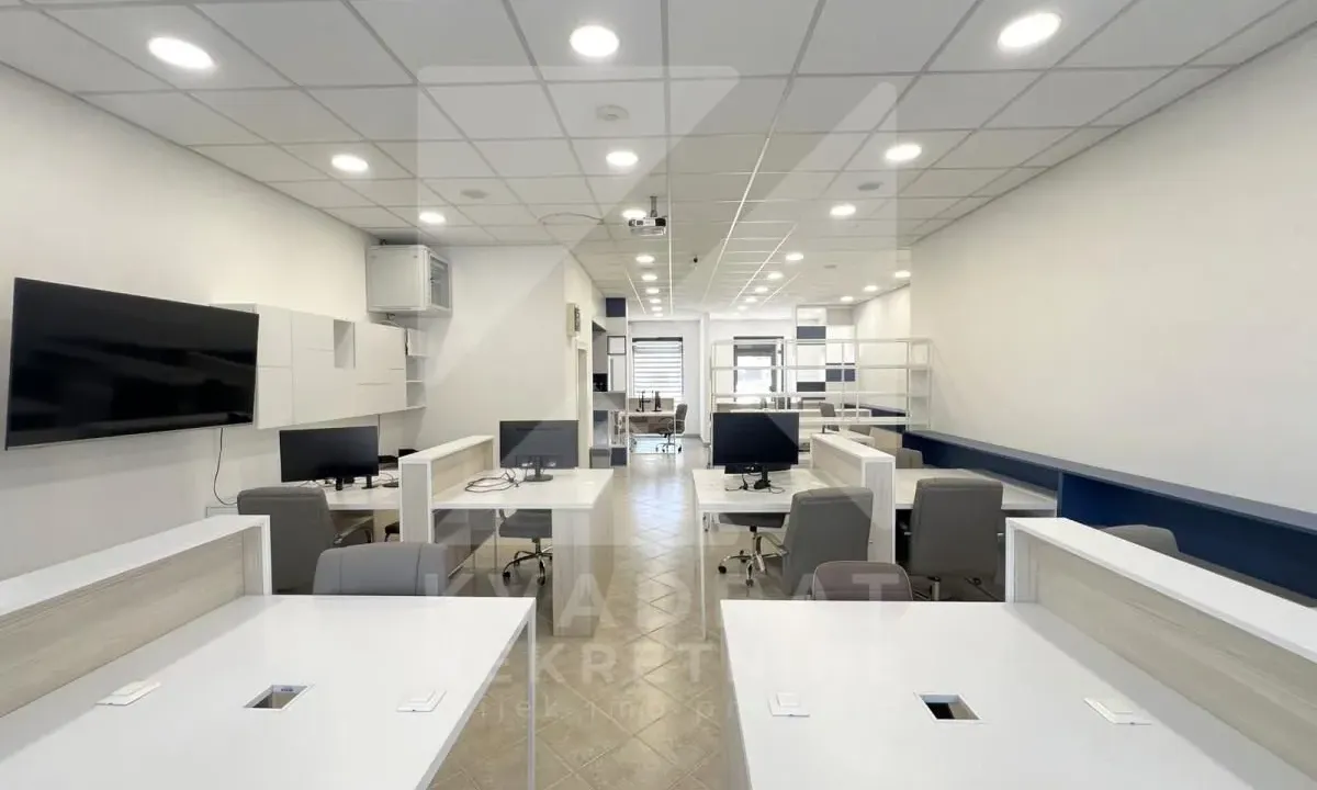 Rent, office space, 98m², Stari Aerodrom, Podgorica