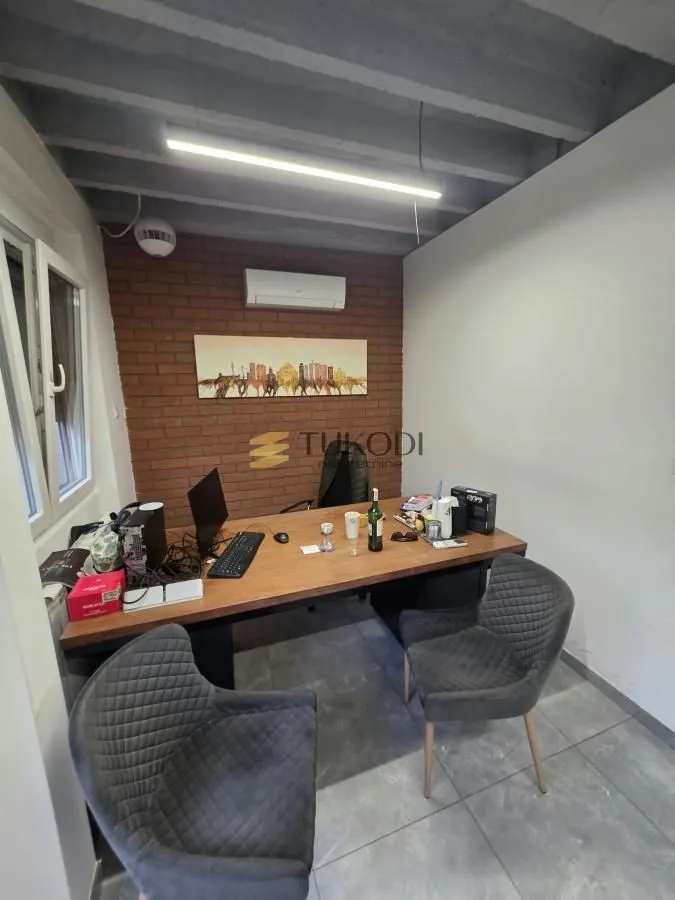 Rent, office space, 70m², Sarajevska, Beograd