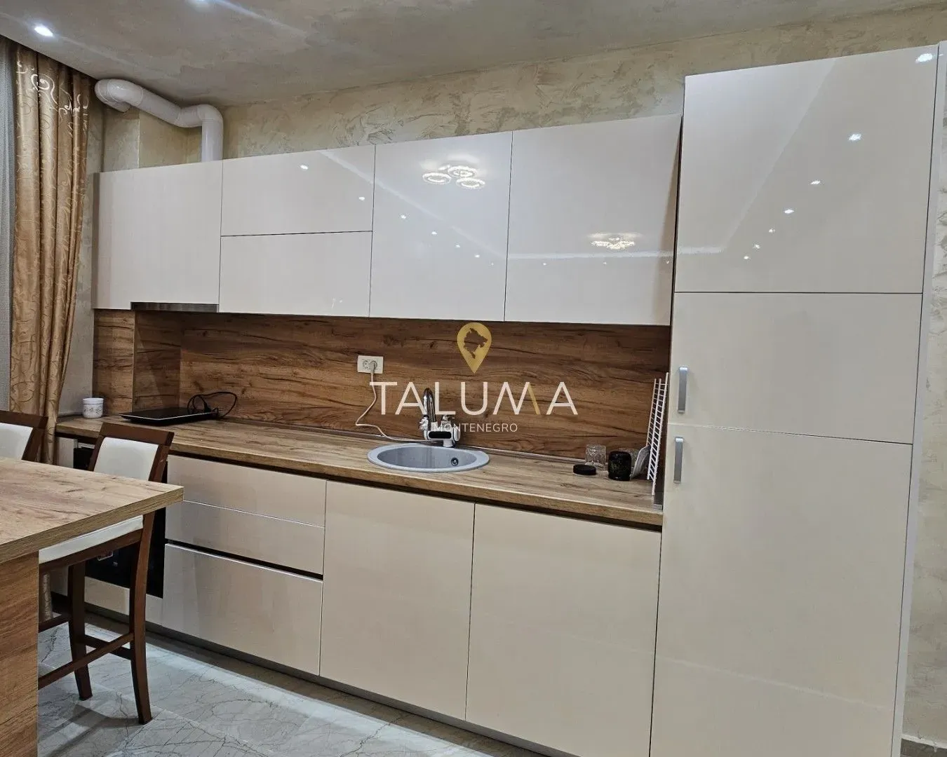 Rent, two bedroom apartment, 86m², Stara Varoš, Podgorica