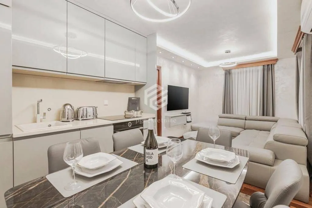 Prodaja, jednosoban stan, 37m², Kotor, Crna Gora