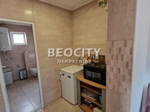 Prodaja, kuća, 250m², Mali Mokri Lug, Zvezdara Sve Podlokacije - image 12