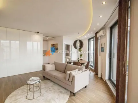 Rent, three bedroom apartment, 92m², Čubura, Beograd