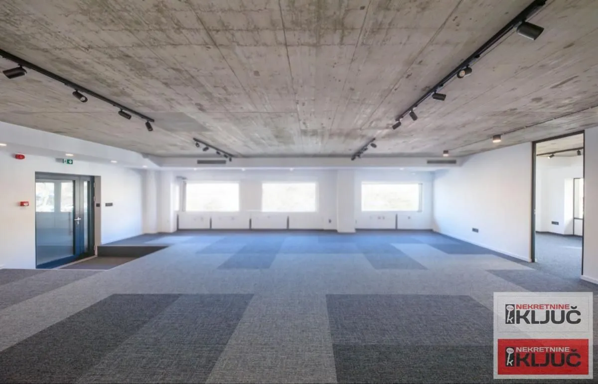 Rent, office space, 279m², Bulevar Oslobodjenja, Novi Sad Sve Podlokacije