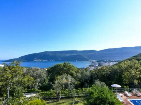 Sale, two bedroom apartment, 75m², Topla, Herceg Novi