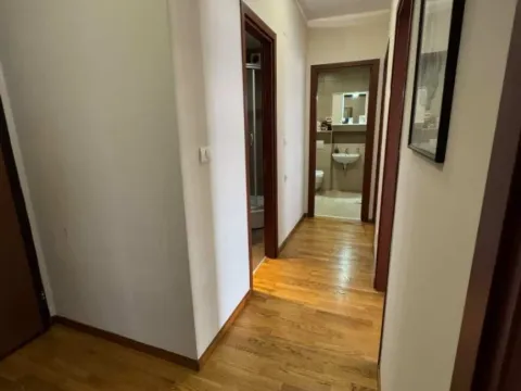 Izdavanje, dvosoban stan, 74m², City Kvart, Podgorica - image 3
