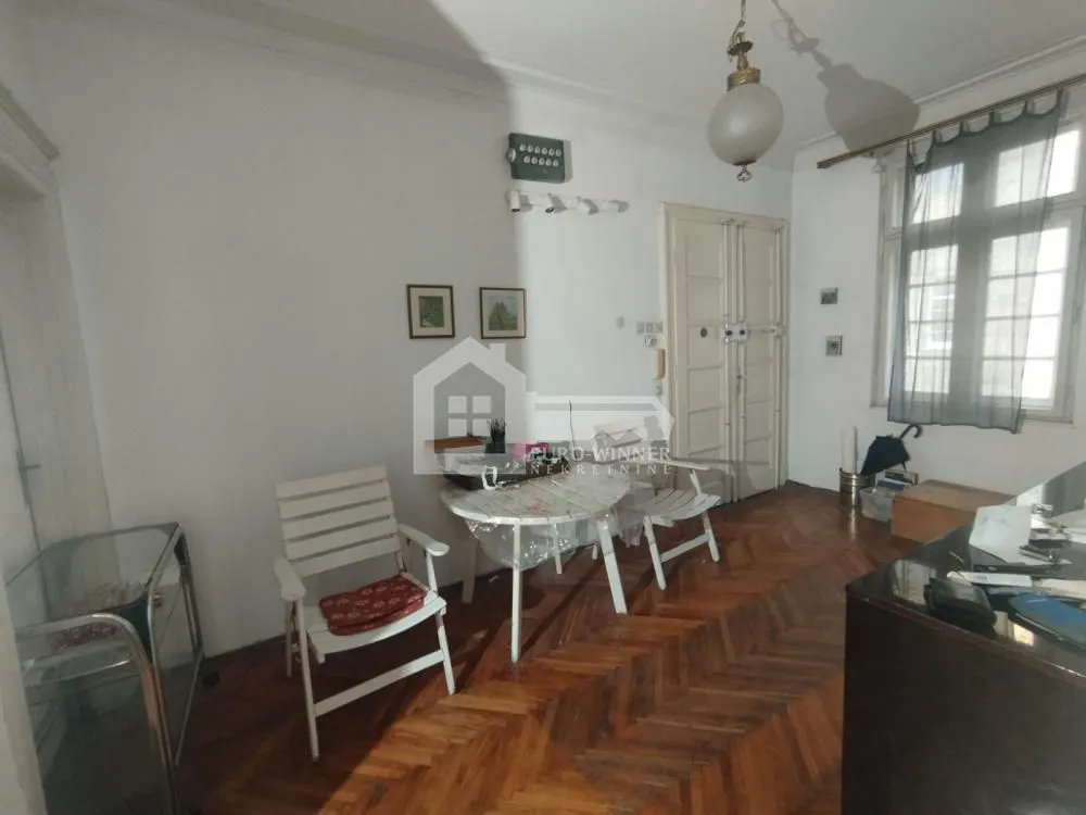 Sale, four bedroom apartment, 92m², Stari Grad, Beograd