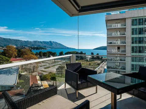 Prodaja, dvosoban stan, 104m², Tre Canne, Budva - image 9